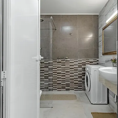 2 Bedroom In Fanabe Apartment