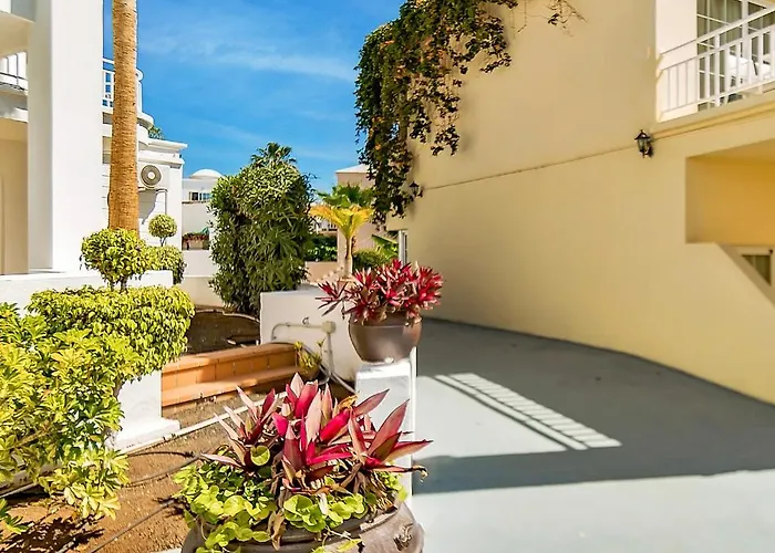 2 Bedroom In Fanabe أذيخي